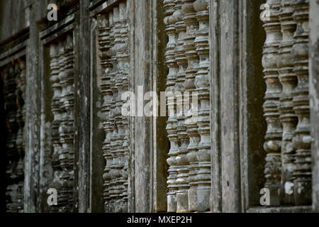 Ein Fenster an der Tempel Ruinen von Beng Mealea 32 Km nördlich der Stadt der Tempel von Angkor in der Nähe der Stadt Siem Reap in Kambodscha. Kambodscha, Si Stockfoto