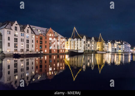 Ålesund Skyline im Winter Weihnachten Stockfoto