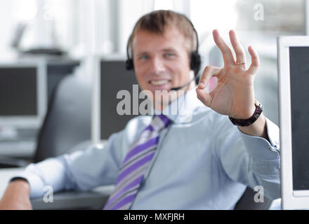 Junge Projektleiter Teilnahme an Online Meeting. Stockfoto