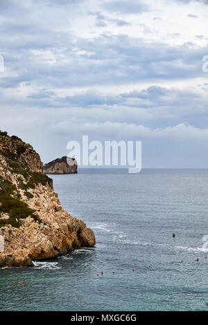 Kleiner Strand, Cala Cala Granadella Javea, Spanien. Stockfoto