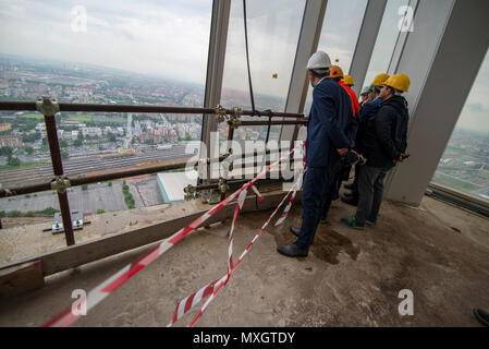 Juni 4, 2018 - Turin, Italy-June 4, 2018: Regione Skyscraper Presse Besuch der Baustelle Credit: Stefano Guidi/ZUMA Draht/Alamy leben Nachrichten Stockfoto