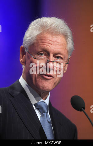 *** Foto *** Bill Clinton hat nicht zu Monica Lewinsky und Ansprüche entschuldigt hat das Richtige getan: Verbleib im Amt. NEW YORK, NY - 23. SEPTEMBER: Bill Clinton auf der Tagung "Gestaltung für Auswirkungen" während der Clinton Global Initiative 2012 in New York City. September 23, 2012. © MPI 01/MediaPunch Inc. Stockfoto