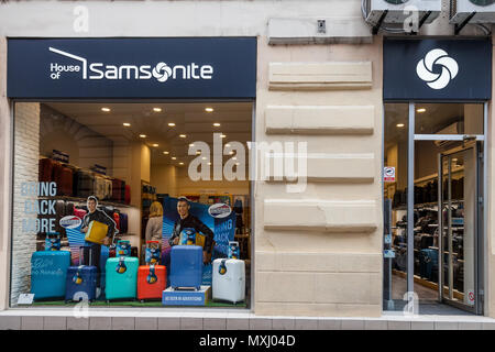 Belgrad, SERBIEN - 21. MAI 2018: Samsonite Logo auf Ihren Shop in Belgrad. Samsonite International ist eine amerikanische Gepäck Hersteller und Händler P Stockfoto