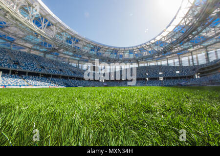 Stadion, auf frische grüne Gras zu schließen. Stockfoto