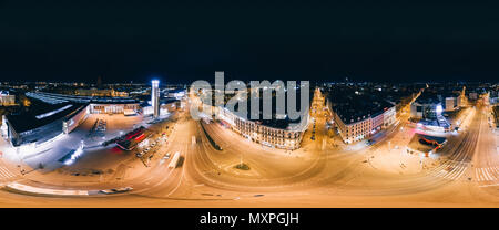 Nacht der Stadt Riga 360 VR Drone Bild für Virtuelle Realität, Panorama Stockfoto