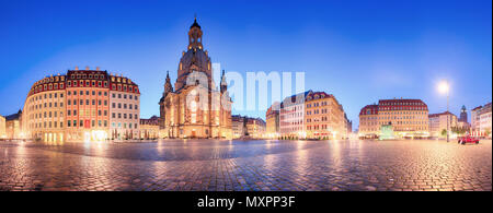 In der Frauenkirche Dresden panorama Square bei Nacht, Deutschland Stockfoto