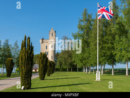 Union Jack Enthäuten von Ulster Tower, 36Th (Ulster) Abteilung Memorial, Somme Stockfoto