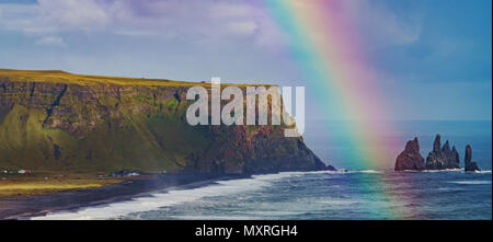 Rainbow an Dyrholaey, Island Stockfoto