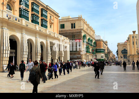 Street Scene, Trio ir Repubblika, Valletta, Malta Stockfoto