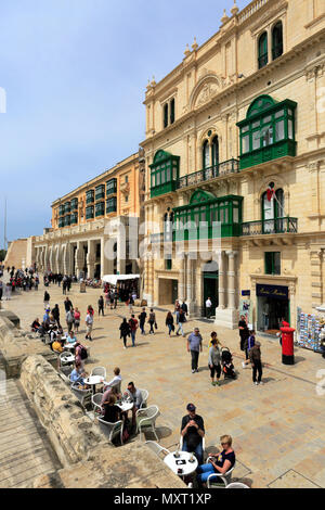 Street Scene, Trio ir Repubblika, Valletta, Malta Stockfoto