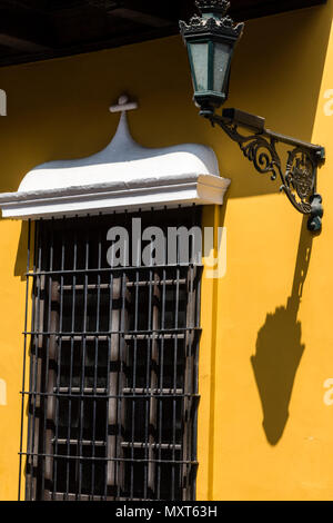 Koloniale Architektur in Lima Stadt, Goyeneche Palast und den Ucayali Street, Peru. Stockfoto