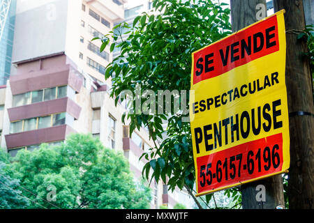 Mexiko-Stadt, Hispanic, Mexikanisch, Polanco, gehobenes Viertel, Schild, zu verkaufen, Penthouse MX180311004 Stockfoto