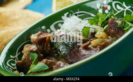 Dumbay ki Nihari, pakistanische Lamm Curry, Nahaufnahme, Pakistanische Küche Stockfoto