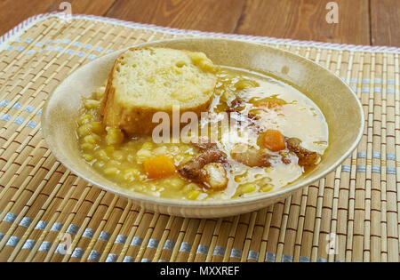 Traditionelle Neufundland Erbsensuppe, mit übrig gebliebenen Schinken oder Salz Rindfleisch, Stockfoto