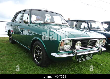 A 1969 Ford Cortina Mk1 Savage bis auf Anzeige an der Englischen Riviera Classic Car Show, Torquay, Devon, England, UK geparkt Stockfoto