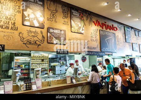 Mexico City, Hispanic, Mexican, Colonia Granada, Plaza Carso, Einkaufszentrum, Vapiano, Restaurants, Restaurants, Restaurants, Restaurants, Restaurants, Cafés, in Stockfoto