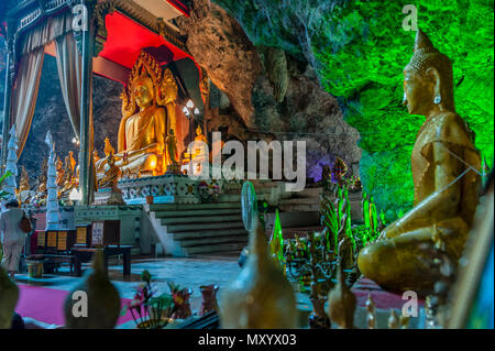 Wat Ban Tham Höhlentempel. Khao Noi, Tha Muang Viertel, 75060Kanchanaburi, Thailand Stockfoto