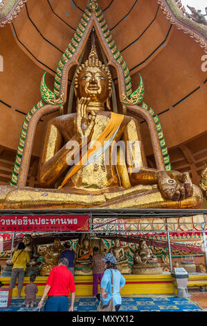 Wat Tham Seu oder Big Buddha Tempel. Ban Muang Chum Mu3 Tambon Muang Chum, Amphoe Tha Muang, Kanchanaburi. Thailand Stockfoto