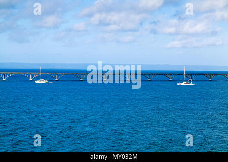 Foot-Bridge über das Meer, Halbinsel Samana, Dominikanische Republik Stockfoto