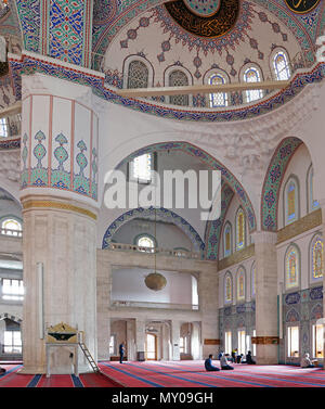 Ankara/Türkei - vom 2. Juni 2018: Innenraum Kocatepe Moschee Stockfoto