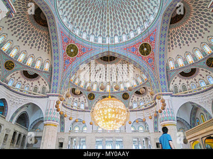 Ankara/Türkei - vom 2. Juni 2018: Innenraum Kocatepe Moschee Stockfoto