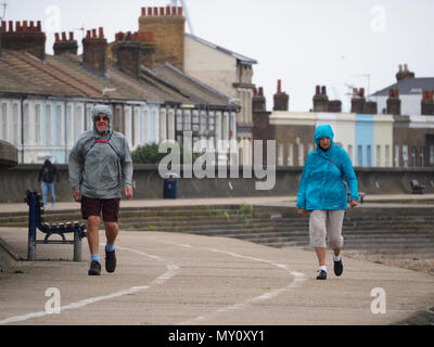 Sheerness, Kent, Großbritannien. 5. Juni 2018. UK Wetter: Grau, wolkig, windig und kalt Morgen in Sheerness, Kent. Credit: James Bell/Alamy leben Nachrichten Stockfoto