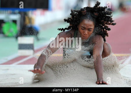 Prag, Tschechische Republik. 4. Juni 2018. Tianna Bartoletta der USA gewann Gold in Langen der Frauen Sprung am Josef Odlozil Memorial athletische Classic Konferenz EA Premium in Prag in der Tschechischen Republik. Credit: Slavek Ruta/ZUMA Draht/Alamy leben Nachrichten Stockfoto