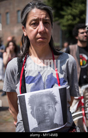 Turin, Italien. 5. Juni 2018. Die Solidarität unter der Präfektur von Turin für Aleksandar Sacko, migrantischen Arbeiter in Goiânia Tauro Credit: Stefano Guidi/ZUMA Draht/Alamy Leben Nachrichten getötet Stockfoto