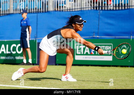 Surbiton, Surrey, Großbritannien. 5 Jun, 2018. Heather Watson von Großbritannien in Aktion während ihres Gleichen gegen Gabriella Taylor von Großbritannien. Fuzion anzeigen 100 Surbiton Trophy 2018 Tennis Event, Tag 4 Am Surbiton Racket- und Fitness Club in Surbiton, Surrey am Dienstag, den 5. Juni 2018. Dieses Bild dürfen nur für redaktionelle Zwecke verwendet werden. Redaktionelle Verwendung nur, pic von Steffan Bowen/Andrew Orchard sport Fotografie/Alamy leben Nachrichten Stockfoto