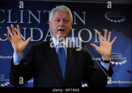 NEW YORK - 17. Februar: der ehemalige Präsident Bill Clinton in Harlem am 17. Februar 2010 in New York City: Der ehemalige Präsident Bill Clinton Stockfoto