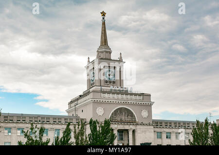 Bahnhofsgebäude in der Stadt Wolgograd, Russland Stockfoto