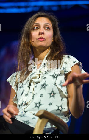 Devi Sridhar Professor der globalen öffentlichen Gesundheit sprechen auf der Bühne Hay Festival 2018 Hay-on-Wye Powys Wales UK Stockfoto