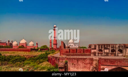 Panorama Ansicht von Lahore Fort, Badshahi Moschee und Samadhi von Ranjit Singh Lahore, Punjab, Pakistan Stockfoto