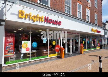 Ein helles Haus/Brighthouse Shop Händler/Retail Store in Newport auf der Isle of Wight. (98) Stockfoto