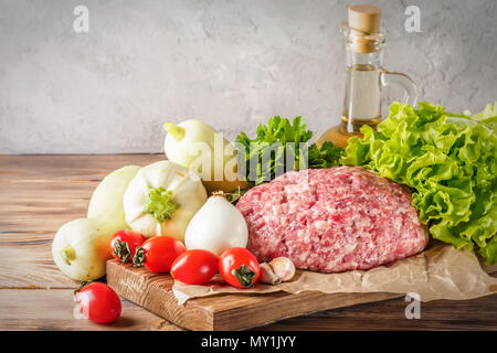 Mixe von Hackfleisch Hackfleisch/Faschiertes Rind- und Schweinefleisch Stockfoto