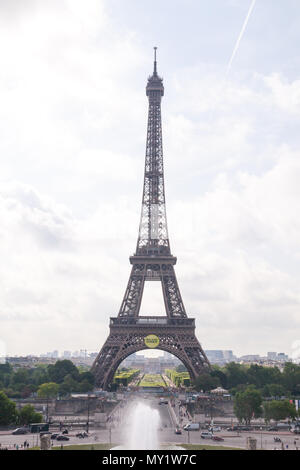 Eiffelturm fotografiert aus dem Trocadéro, Paris, Frankreich, Europa. Stockfoto