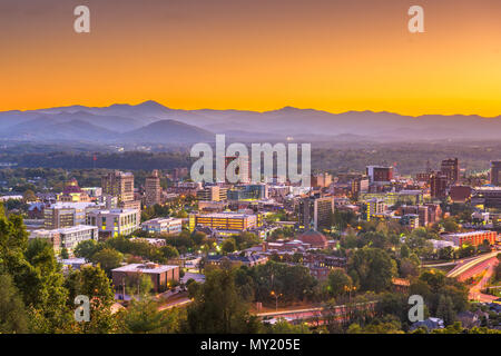 Asheville, North Caroilna, USA Downtown Skyline in der Morgendämmerung. Stockfoto