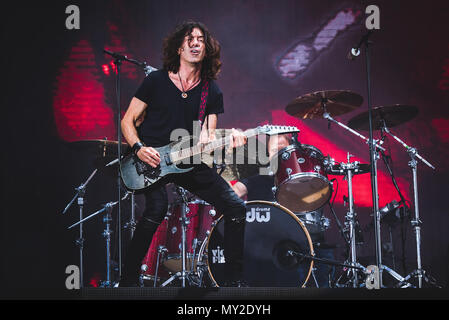 Italien, 2018, 6. Juni: Die Italienische rocker Vasco Rossi, besser bekannt als Vasco oder Il Blasco, live auf der Bühne für seine "Vasco Non Stop Live"-Tour Stockfoto