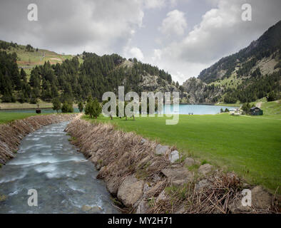 See von Nuria Tal in den Pyrenäen zwischen Spanien und Frankreich, in der Region von Katalonien. Stockfoto