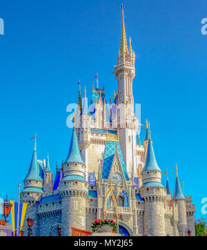 Majestic Cinderella Schloss im Fantasyland, Magic Kingdom in Disney World in Orlando, Florida. Stockfoto