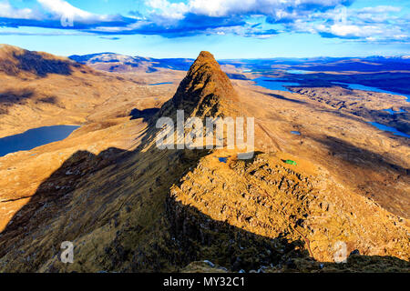 Campin auf Suilven Stockfoto