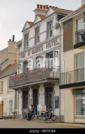 Äußere des St Mawes Hotels in St Mawes, Großbritannien Stockfoto