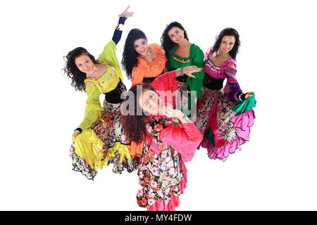 Professionelle Gypsy Tanz Gruppe in Trachten, Volkstanz. Stockfoto