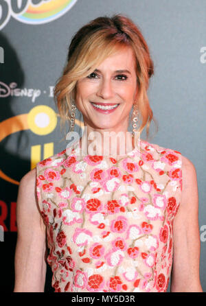 Los Angeles, USA. 5 Jun, 2018. Schauspielerin Holly Hunter besucht die Weltpremiere von Disney und Pixars "Incredibles2" am El Capitan Theatre am 5. Juni in Los Angeles, Kalifornien 2018. Foto von Barry King/Alamy leben Nachrichten Stockfoto