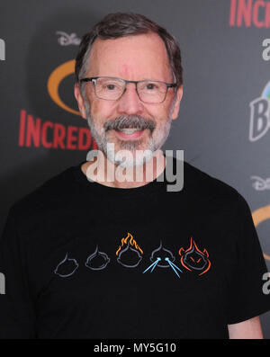 Los Angeles, USA. 5 Jun, 2018. Präsident von Pixar und Walt Disney Animation Studios Edwin Catmull besucht die Weltpremiere von Disney und Pixars "Incredibles2" am El Capitan Theatre am 5. Juni in Los Angeles, Kalifornien 2018. Foto von Barry King/Alamy leben Nachrichten Stockfoto