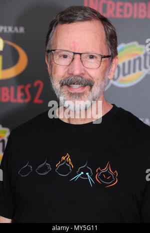 Los Angeles, USA. 5 Jun, 2018. Präsident von Pixar und Walt Disney Animation Studios Edwin Catmull besucht die Weltpremiere von Disney und Pixars "Incredibles2" am El Capitan Theatre am 5. Juni in Los Angeles, Kalifornien 2018. Foto von Barry King/Alamy leben Nachrichten Stockfoto