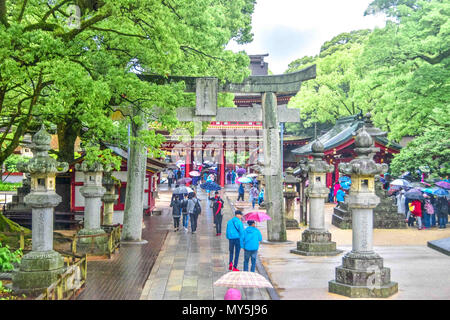 Fukuoka, Fukuoka, China. 6. Juni, 2018. Dazaifu Tenman-gÃ…Â" ist ein Shintō-Schrein in Dazaifu in der Präfektur Fukuoka, Japan. Es ist über das Grab von Sugawara no Michizane (845Ã¢â'¬ 903) erbaut und ist eines der wichtigsten Heiligtümer zu Tenjin, vergöttert Form der Michizane gewidmet. Credit: SIPA Asien/ZUMA Draht/Alamy leben Nachrichten Stockfoto