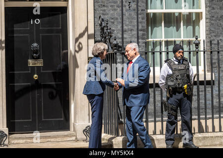 London, 6. Juni 2018 Benjamin Netanjahu, Ministerpräsident von Israel visits Downing Street, Kredit Ian Davidson/Alamy leben Nachrichten Stockfoto