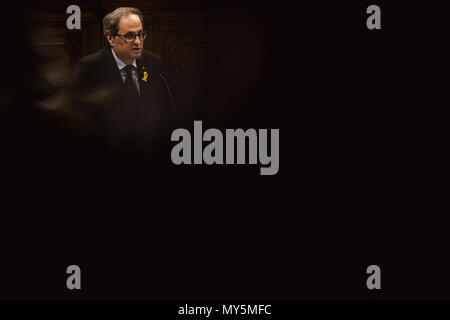 Barcelona, Spanien. 6 Juni, 2018: QUIM TORRA, Präsident der katalanischen Regierung, spricht während einer Sitzung im Katalanischen Parlament Credit: Matthias Oesterle/Alamy leben Nachrichten Stockfoto