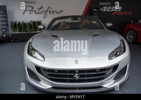 Turin, Piemont, Italien. 6. Juni, 2018. Turin, Italy-June 06, 2018: Ferrari Portofino in Turin Motor Show 2018 Quelle: Stefano Guidi/ZUMA Draht/Alamy leben Nachrichten Stockfoto